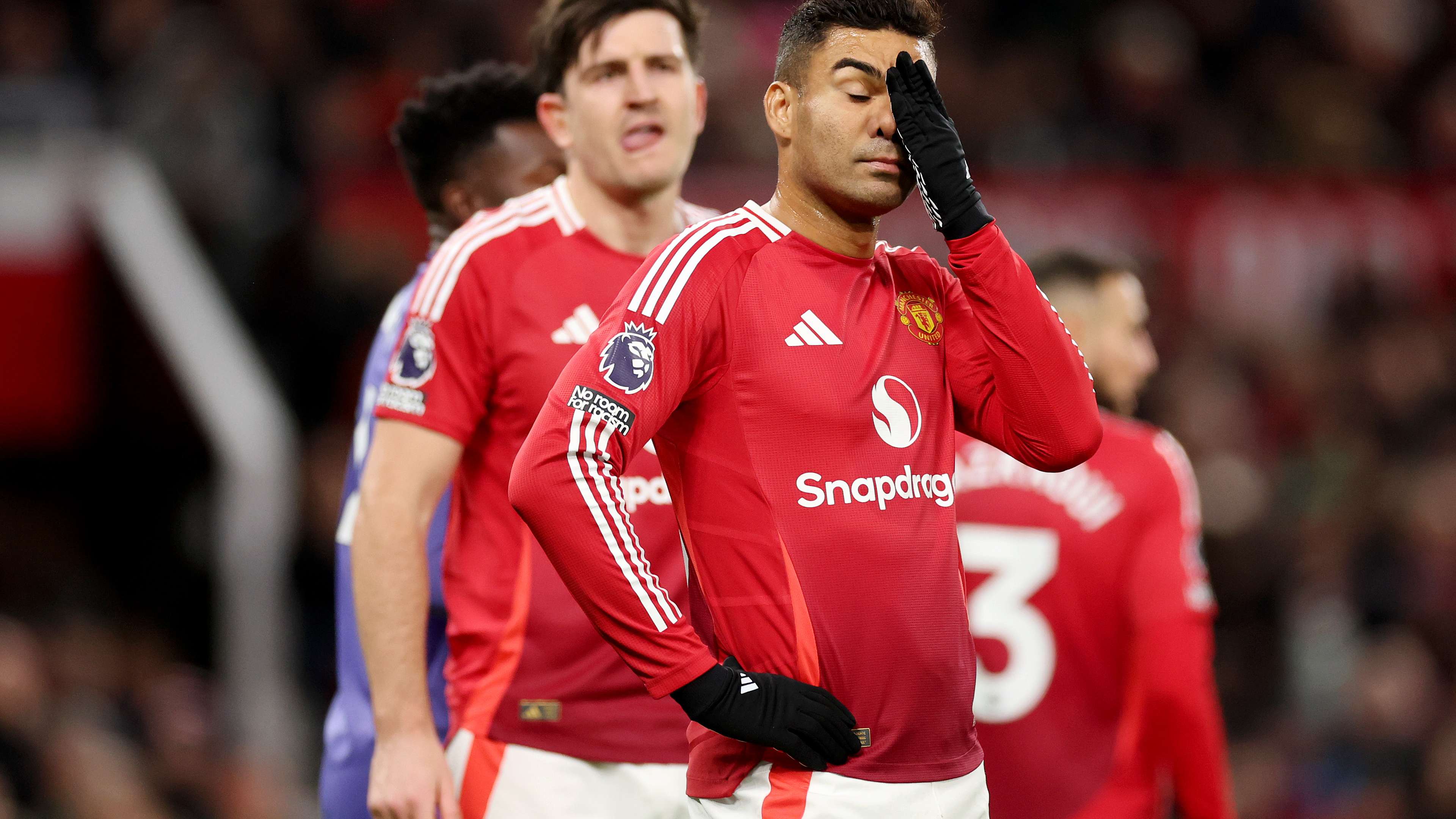 AC米蘭官方：與伊布續約至2023年.