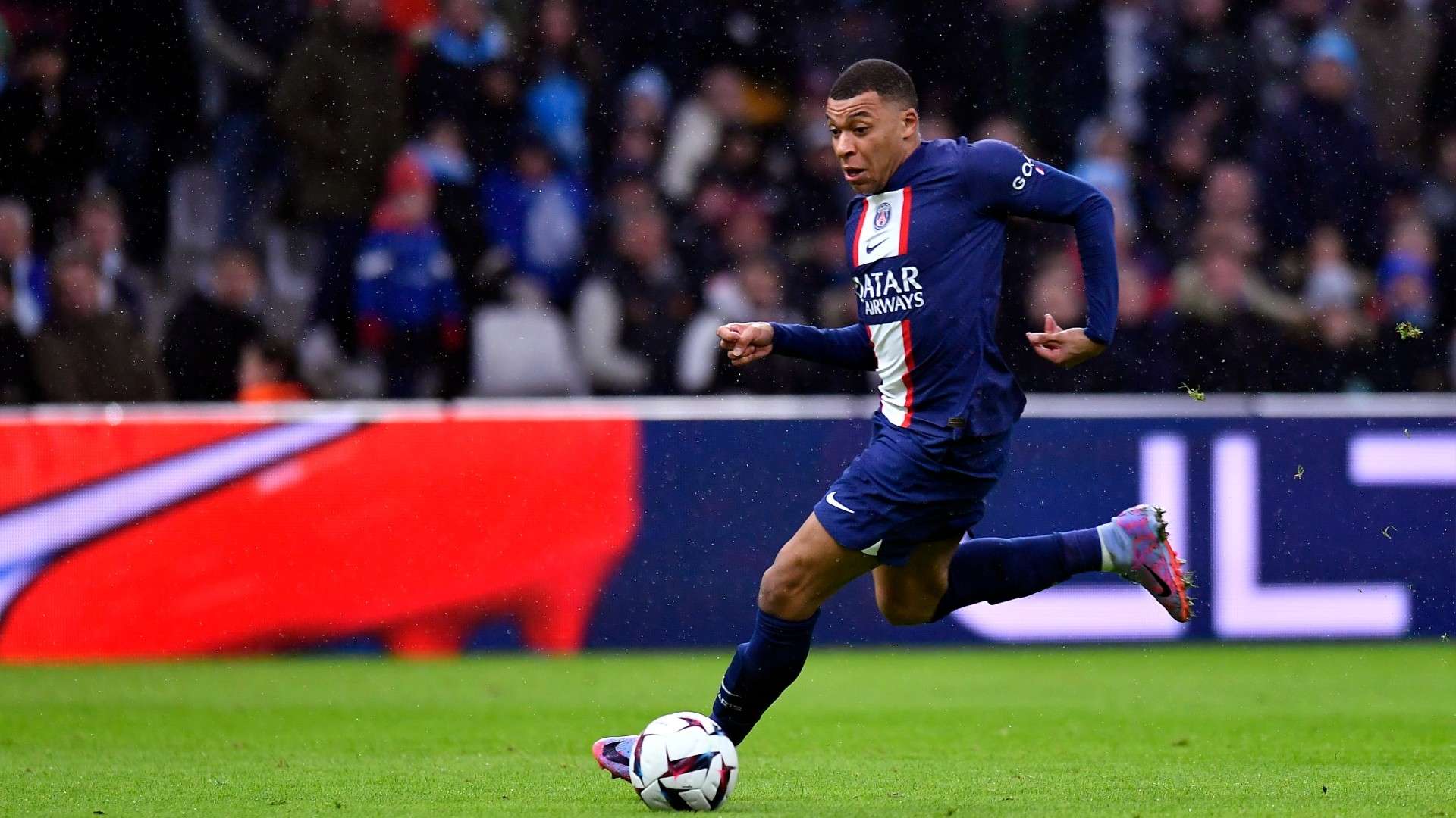 勇士對陣獨行俠：末節兩分鐘判罰無誤 庫裏未獲三分犯規.